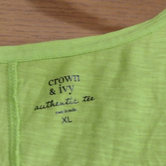 Top - Picture 2 of 2